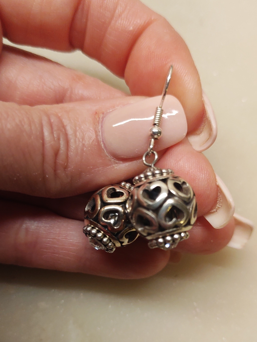 SALE!🔥 Brighton Glimmer Twist Interchangable Earrings with Heart Cut Out Beads - Picture 3 of 13